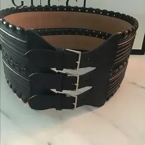 Azzedine Alaia Corset Style Intricate leather detail black belt size 80 Alaia | Accessories | Azzedine Alaia Corset Style Intricate  main image 4